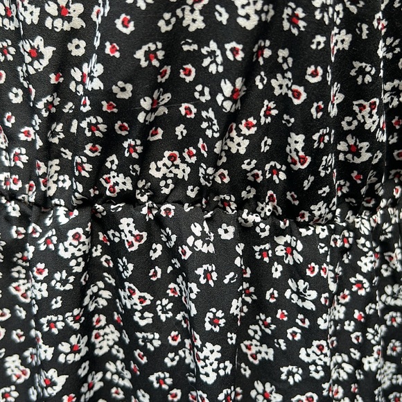 Shein Floral Maxi Dress with asymmetrical hemline - Picture 3 of 9